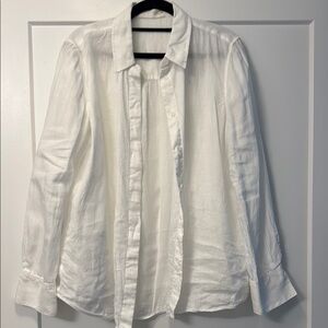 ZARA M EUC Classic White linen Button-Up Blouse